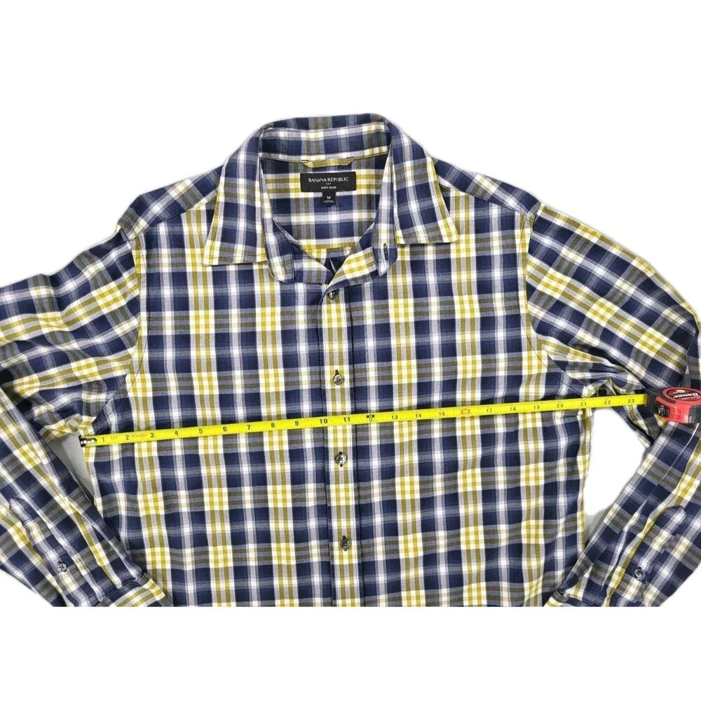 Banana Republic Soft Wash Men’s Size M Plaid Button Down Shirt Navy Olive White